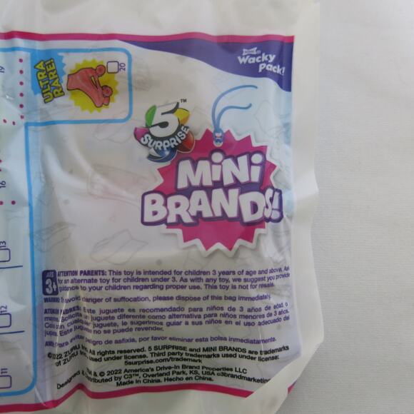 SONIC DRIVE IN WACKY PACK Mini Brands #14 Glow in Dark Visor Unopened Rare - Picture 6 of 7